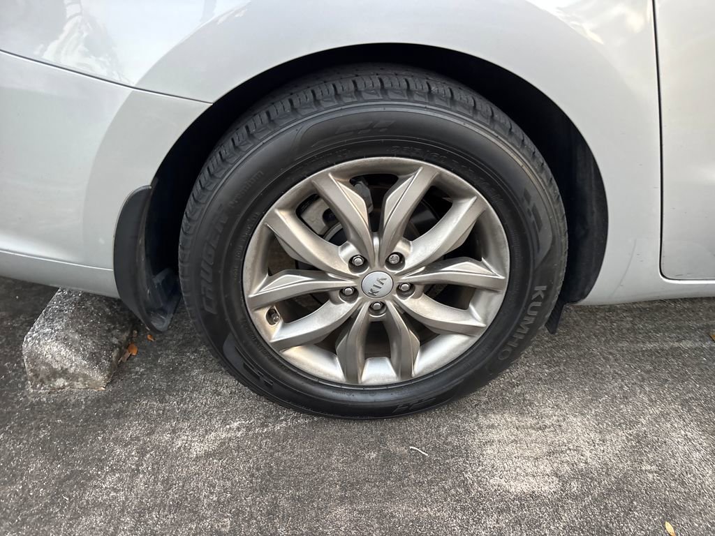 Used 2020 Kia Sedona EX w/ EX Premium Package image 17