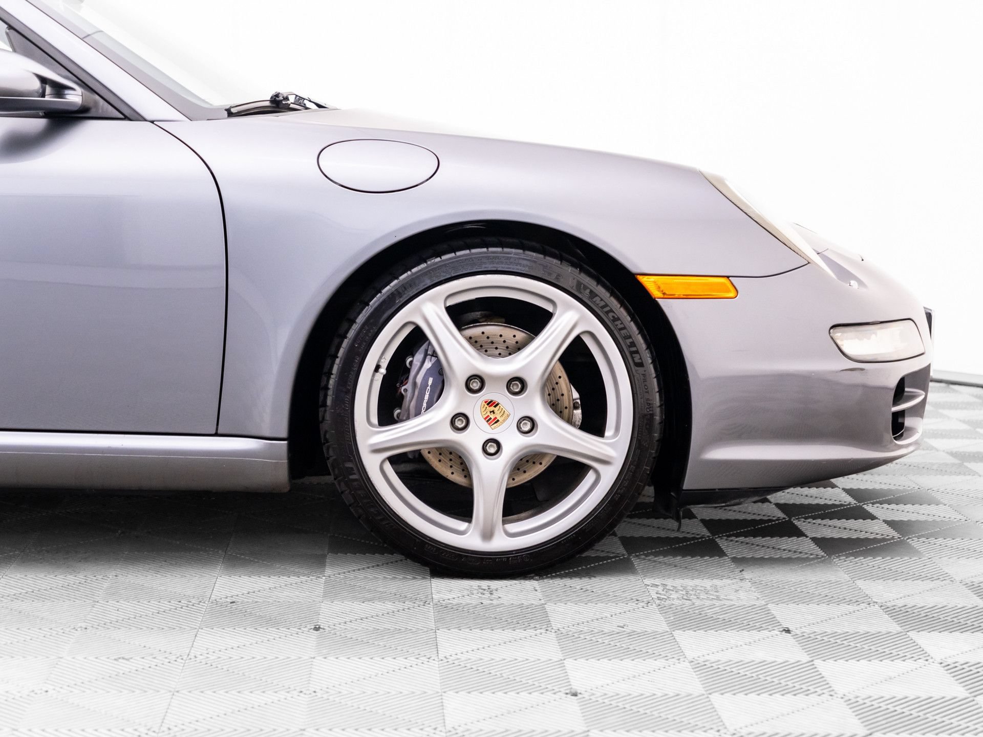 Used 2006 Porsche 911 Carrera RWD image 24