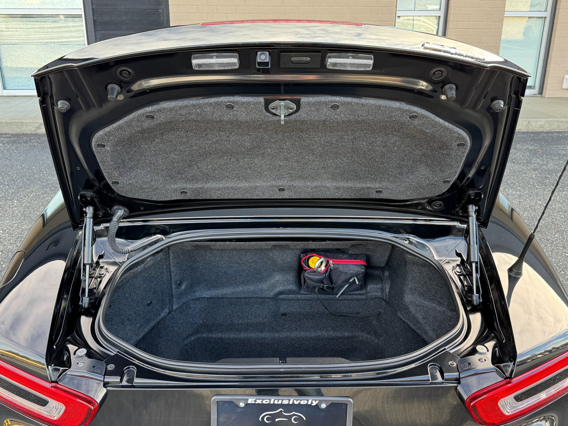 Used 2017 FIAT 124 Spider Lusso image 22