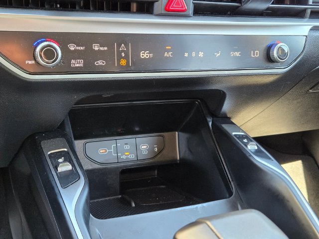 Used 2026 Kia Sorento S AWD/4WD image 29