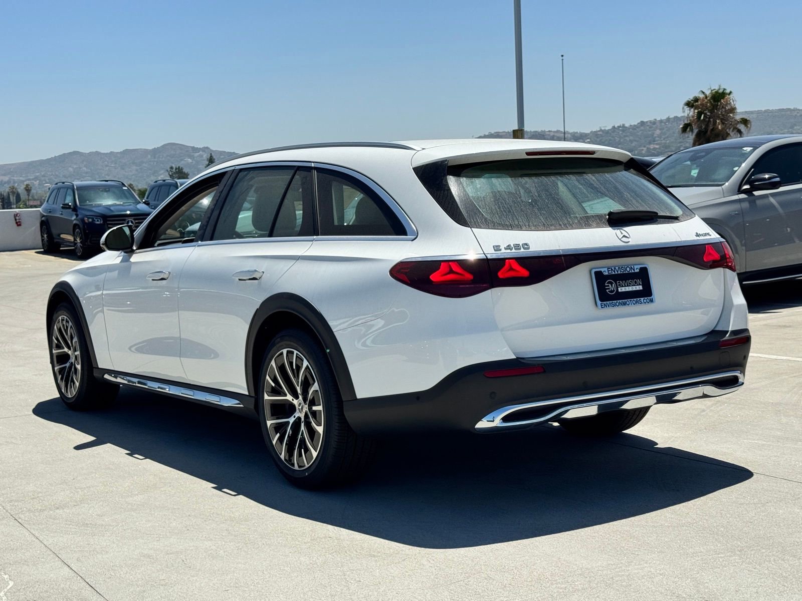 New 2025 Mercedes-Benz E 450 4MATIC All-Terrain Wagon image 4