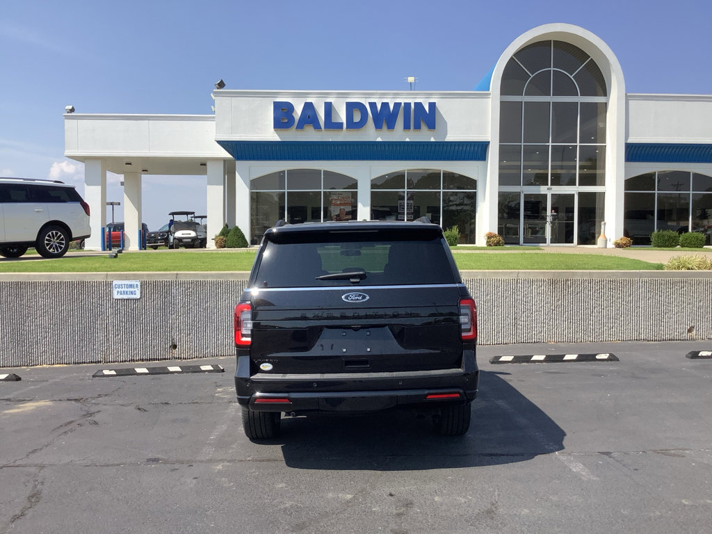 Used 2024 Ford Expedition Limited image 6