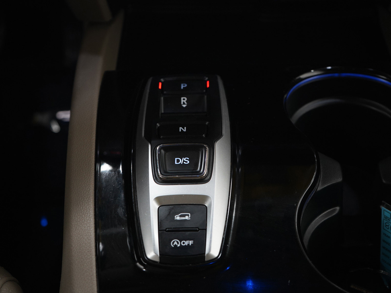 Used 2016 Honda Pilot Touring image 18
