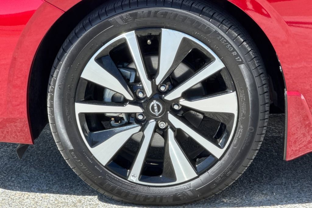 Certified 2024 Nissan Sentra SV w/ SV Premium Package FWD image 25