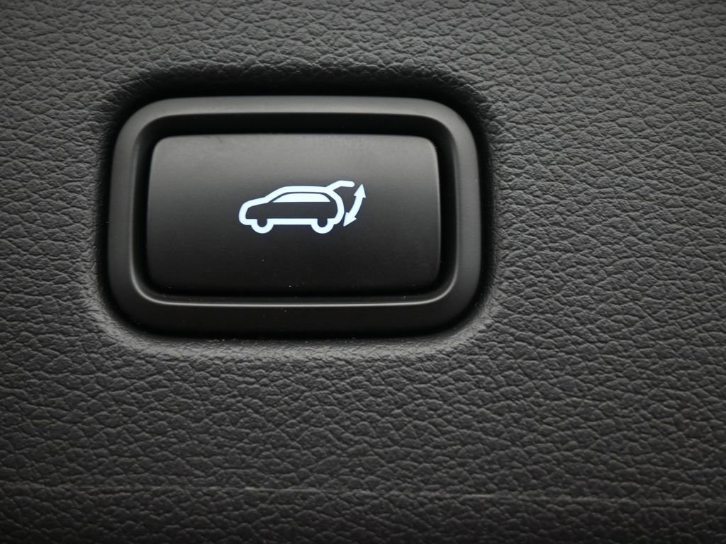 Used 2024 Hyundai Palisade Calligraphy image 16