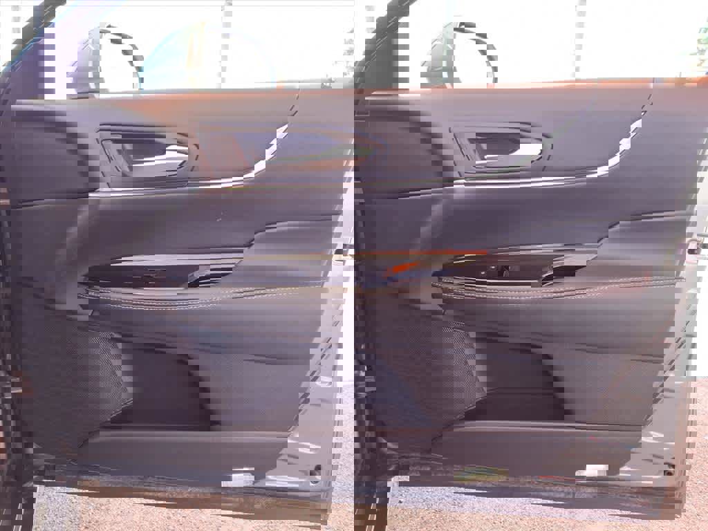 Certified 2022 Toyota Mirai XLE image 25