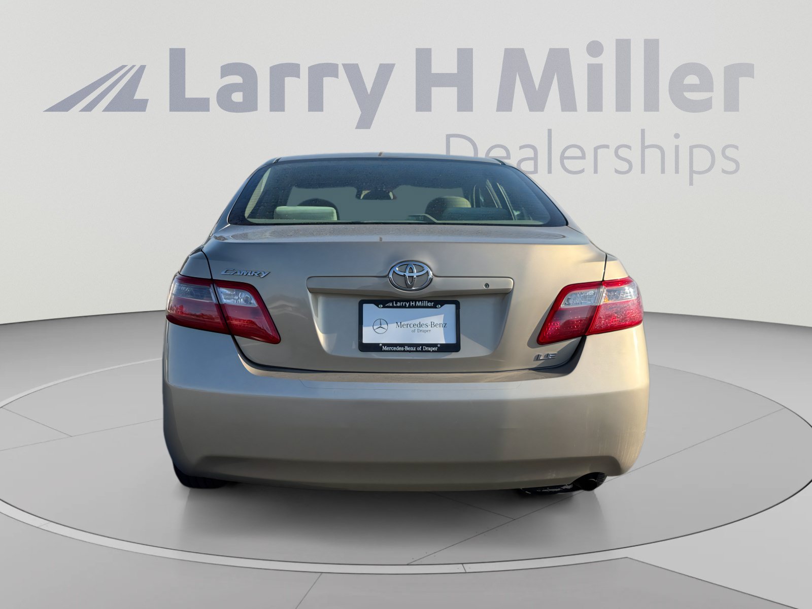 Used 2007 Toyota Camry LE FWD image 4