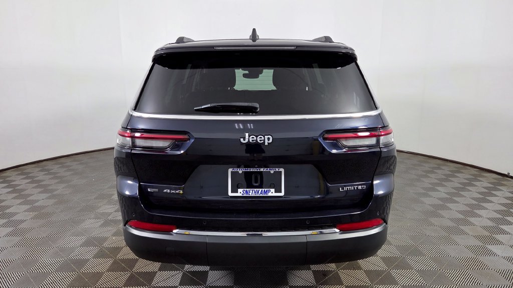 Used 2023 Jeep Grand Cherokee L Limited AWD/4WD image 8