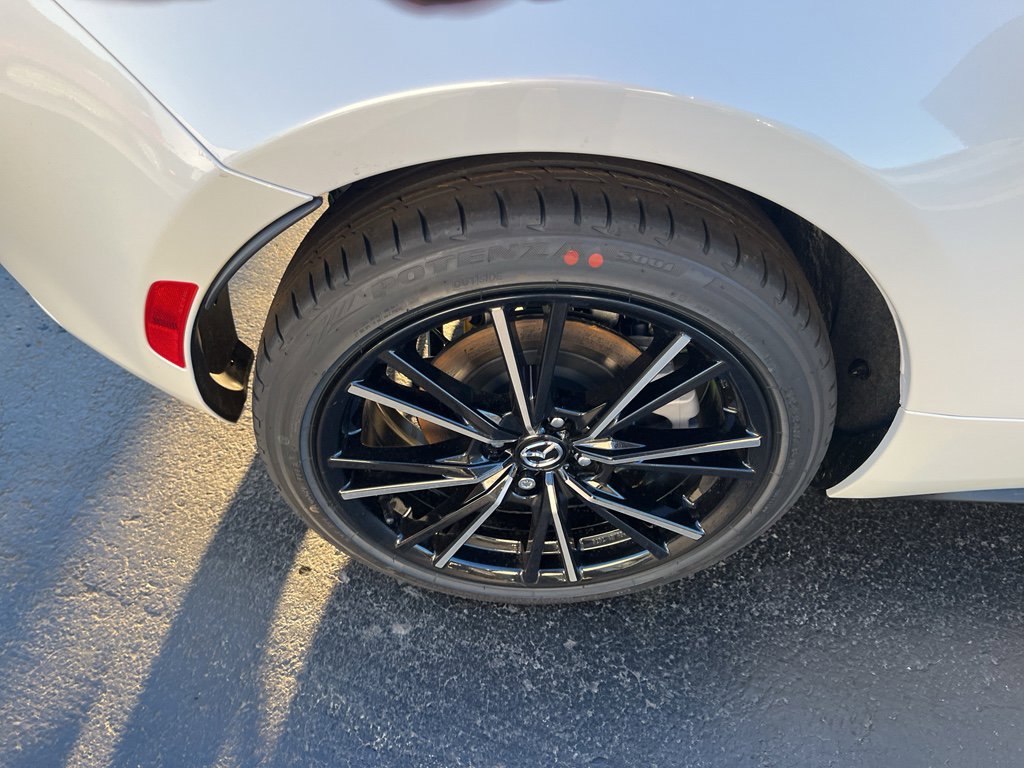 New 2025 MAZDA MX-5 Miata Grand Touring w/ Weather Package image 31