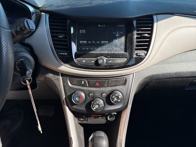 Used 2017 Chevrolet Trax LS image 27