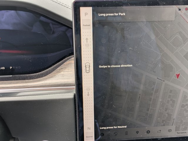 Used 2022 Tesla Model S image 11