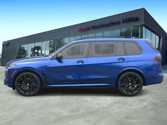 Used 2024 BMW X7 M60i w/ M Sport Professional Package image 2
