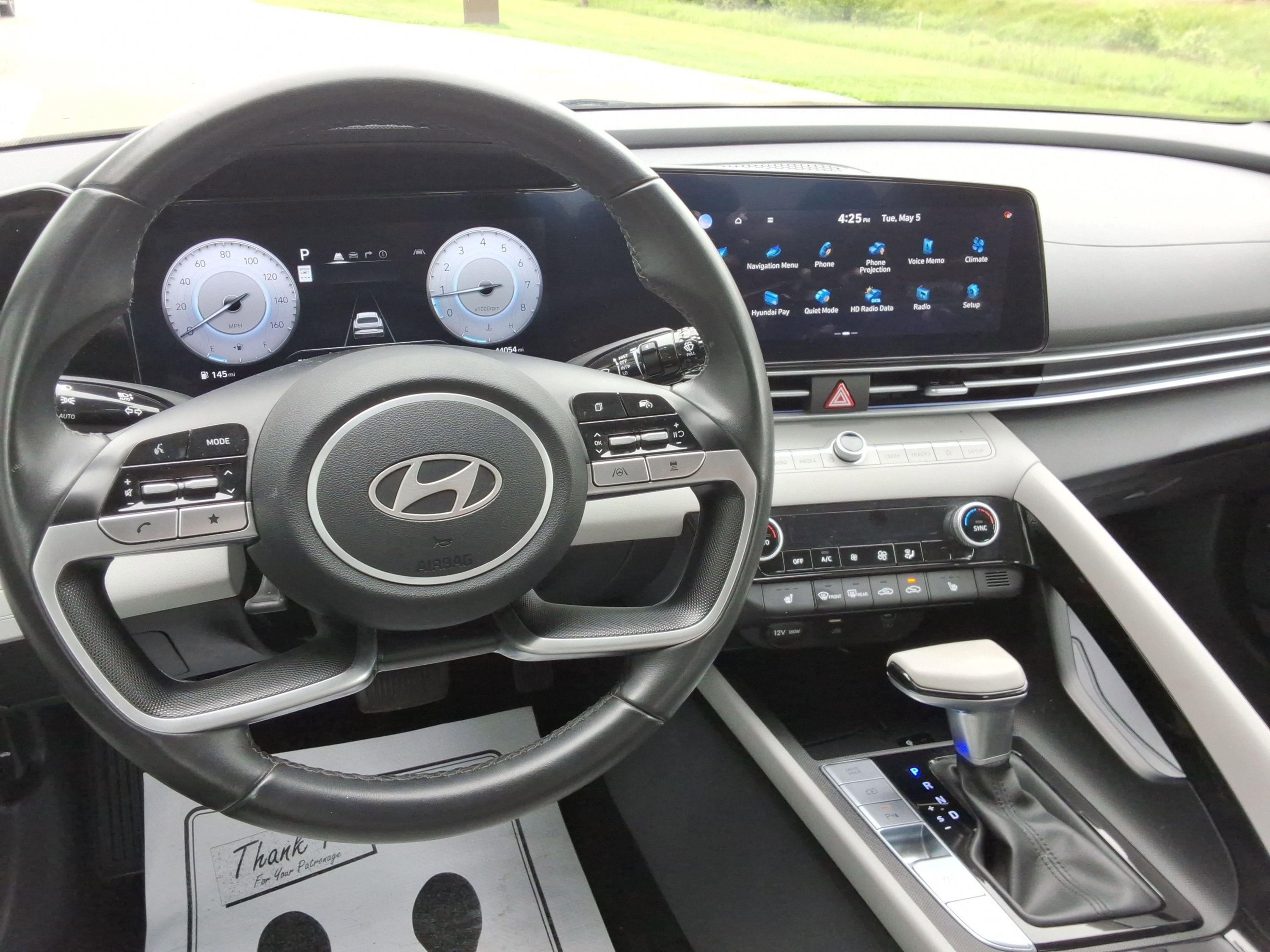 Used 2024 Hyundai Elantra Limited FWD image 12