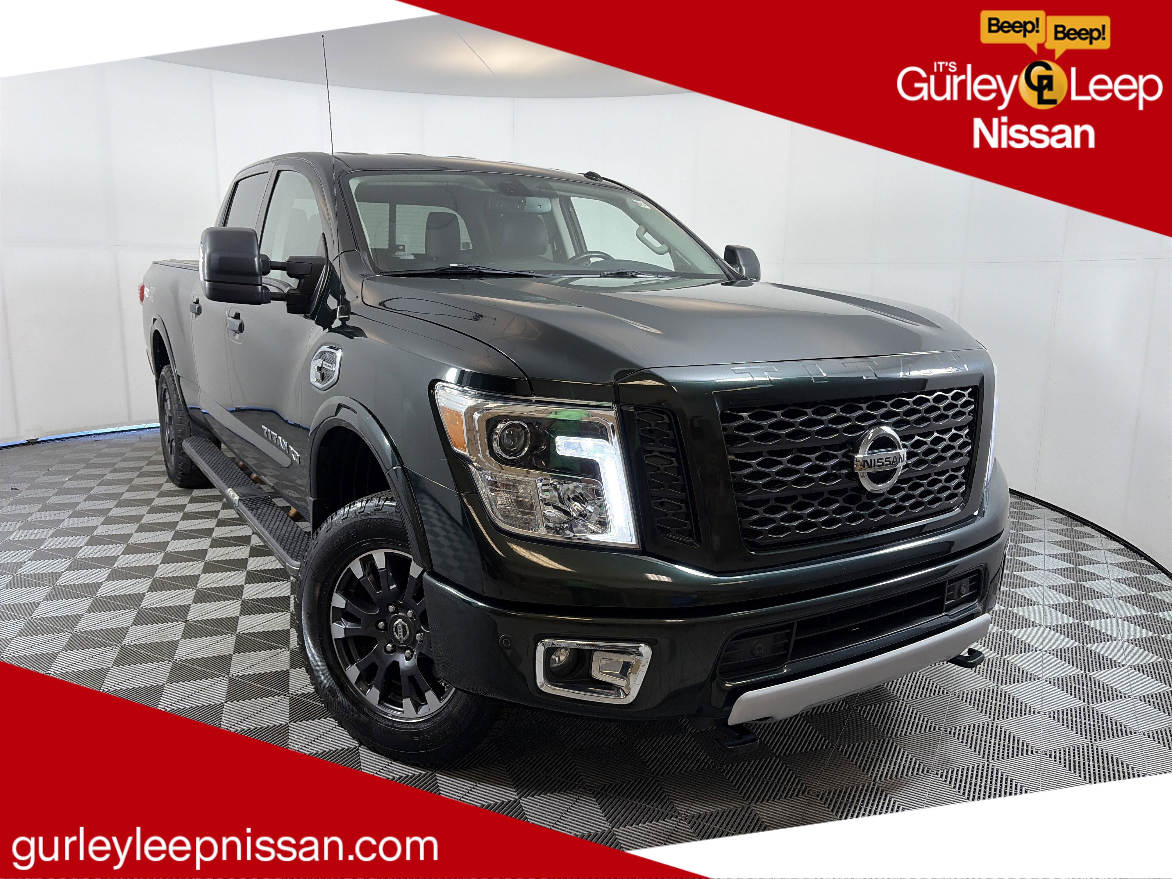 Used 2019 Nissan Titan PRO-4X w/ Pro-4x Convenience Package AWD/4WD image 1