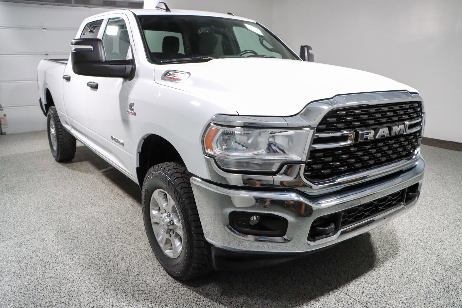 Used 2023 RAM 2500 Big Horn w/ Cold Weather Group AWD/4WD image 5