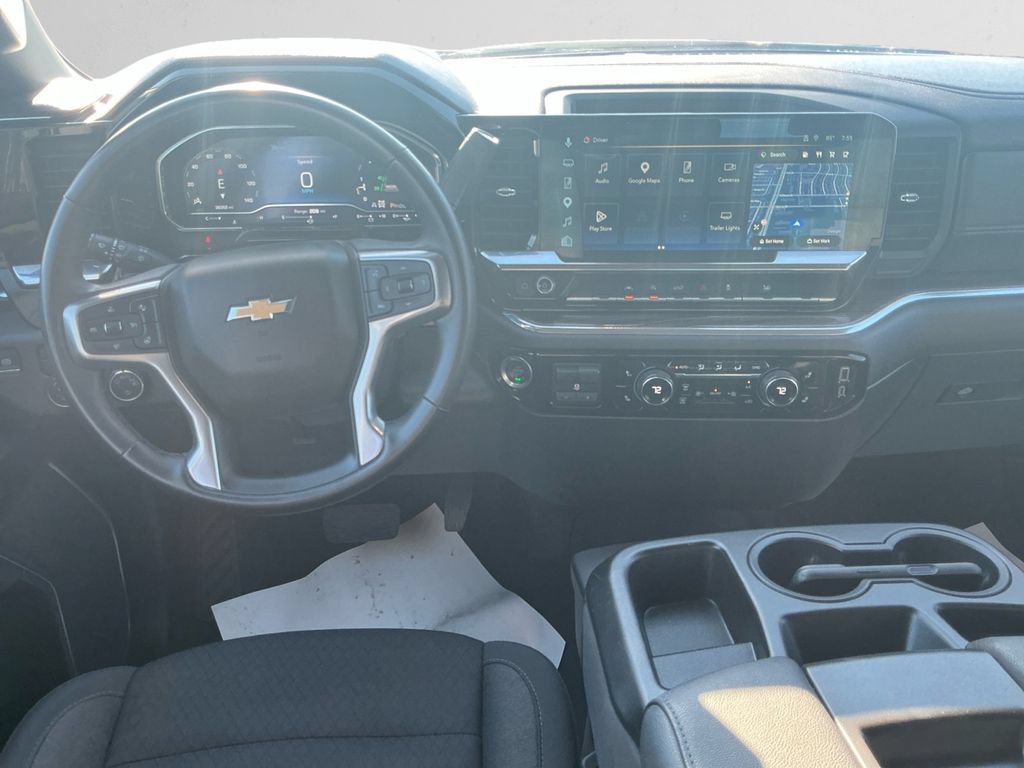 Used 2025 Chevrolet Silverado 1500 LT AWD/4WD image 10
