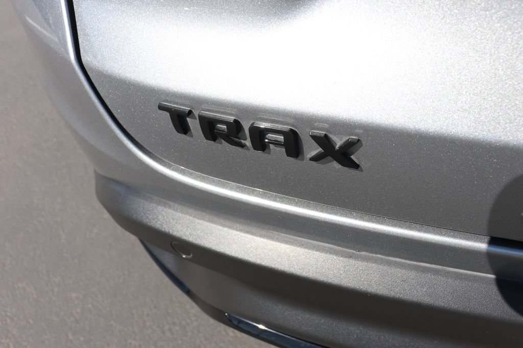 Used 2025 Chevrolet Trax RS w/ Driver Confidence Package FWD image 6