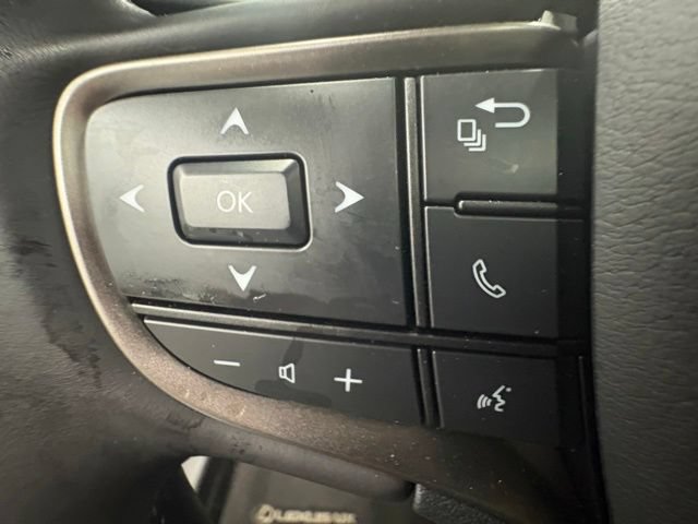 Used 2023 Lexus UX 250h FWD w/ Accessory Package (Z1) image 16