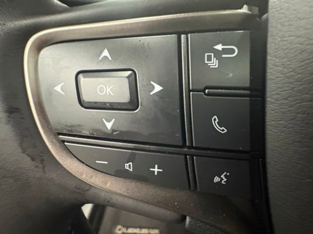 Used 2023 Lexus UX 250h FWD w/ Accessory Package (Z1) image 16