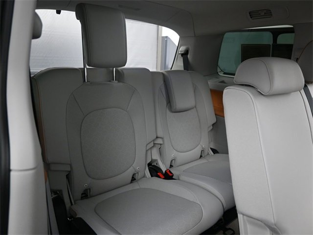 Used 2025 Volkswagen ID. Buzz 1st Edition image 12