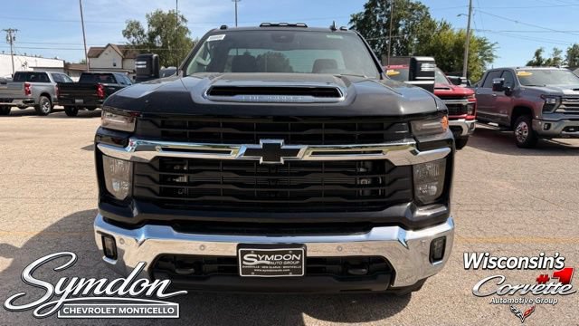 New 2026 Chevrolet Silverado 3500 LT AWD/4WD image 2