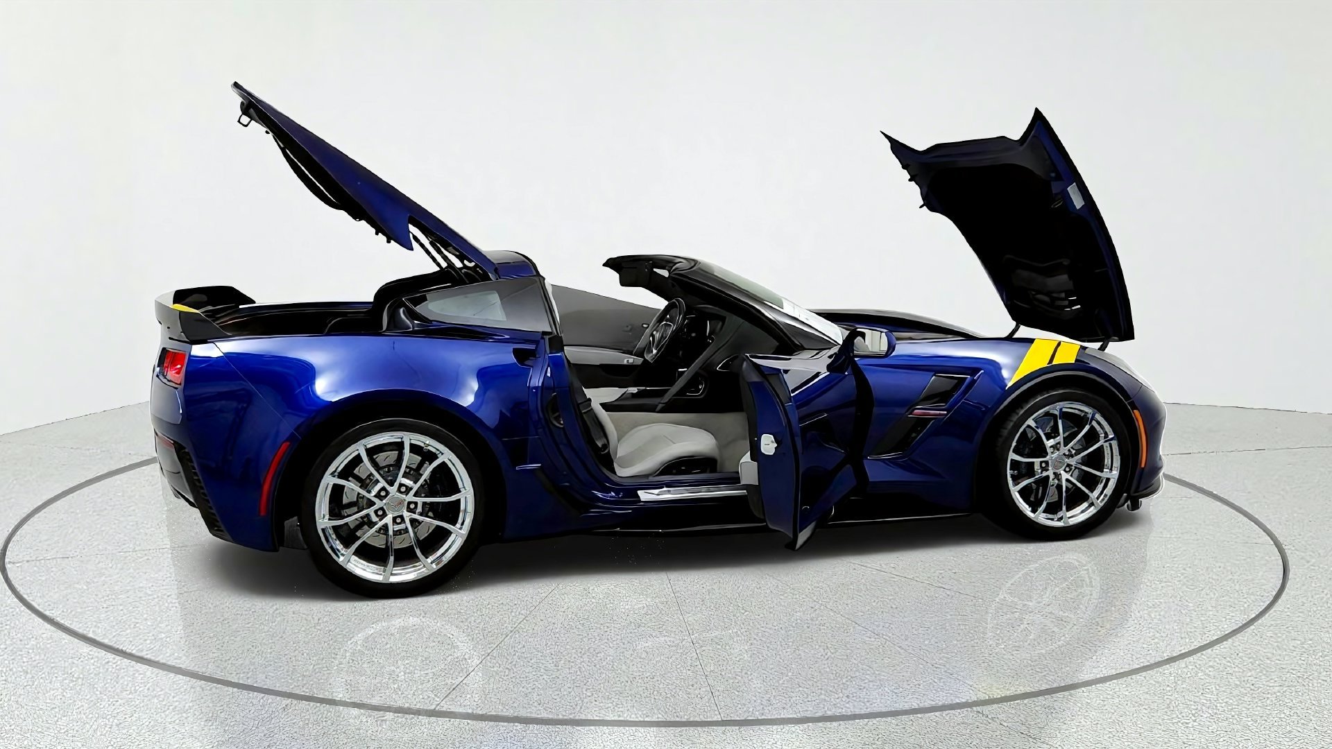 Used 2017 Chevrolet Corvette Grand Sport RWD image 13