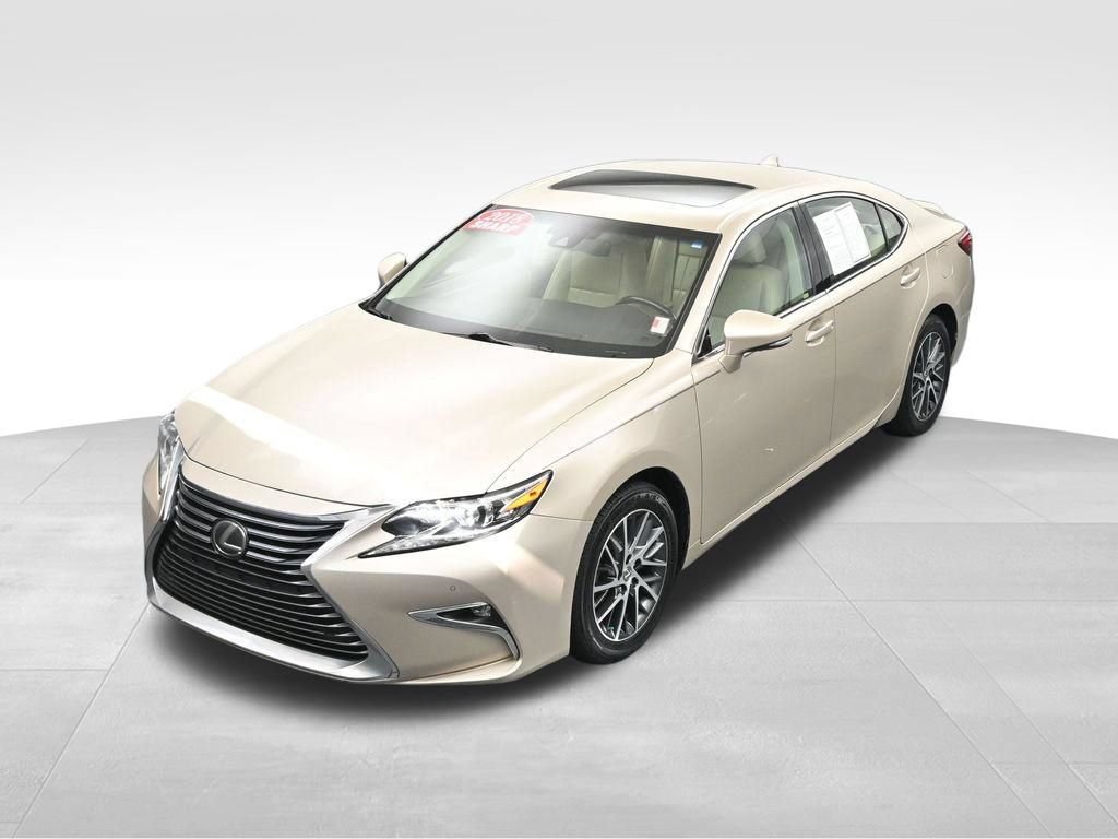 Used 2018 Lexus ES 350 w/ Luxury Package w/Wood Trim FWD image 33