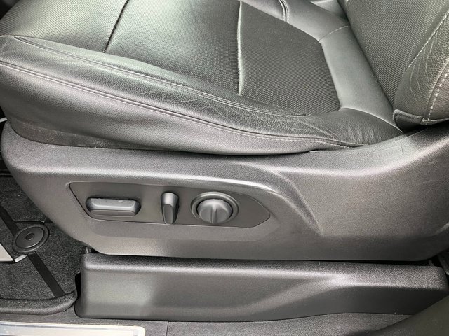 Used 2019 Chevrolet Silverado 1500 LTZ image 23