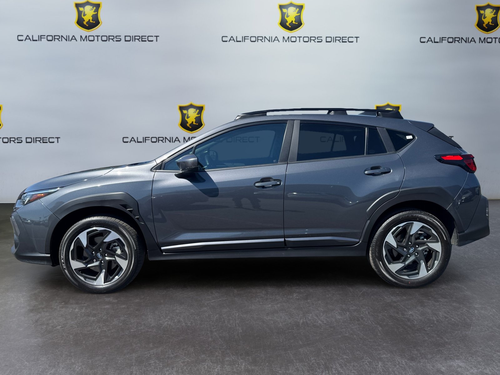 Used 2024 Subaru Crosstrek 2.5i Limited w/ Crosstrek Mirror Package AWD/4WD image 2