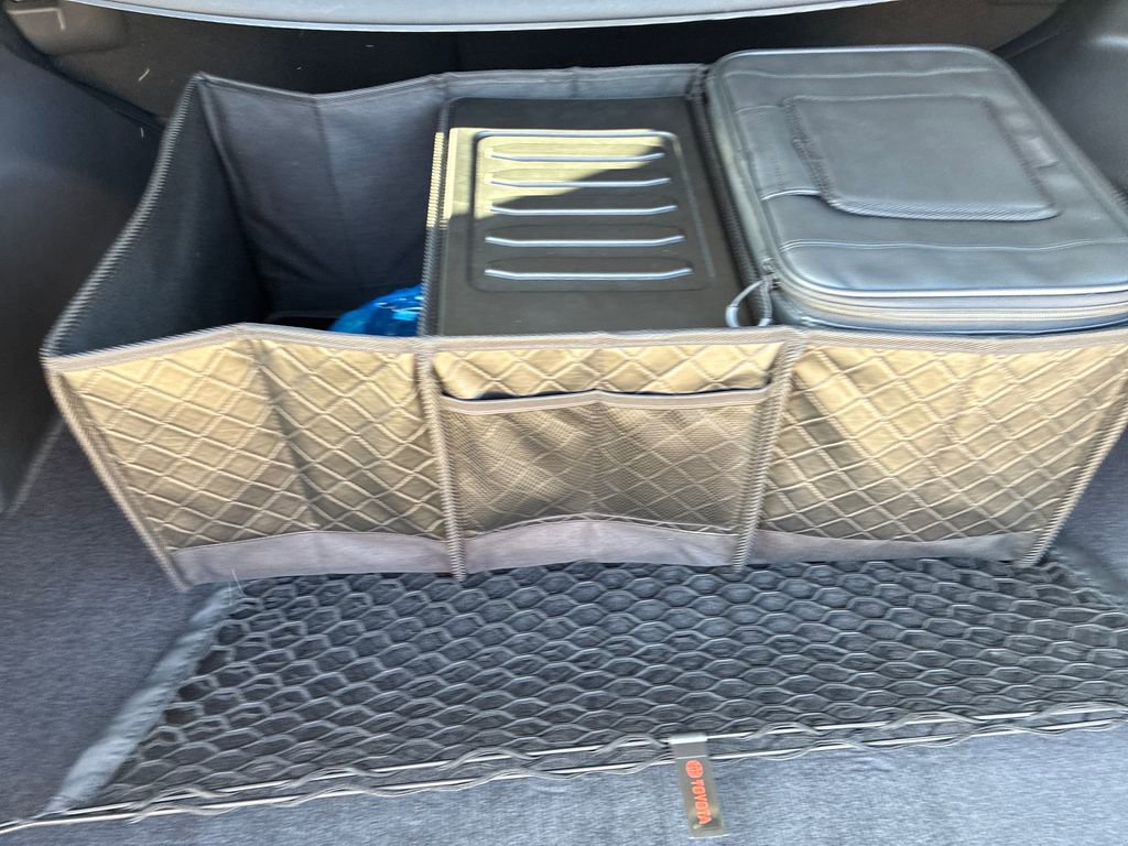 New 2025 Toyota RAV4 XLE image 34