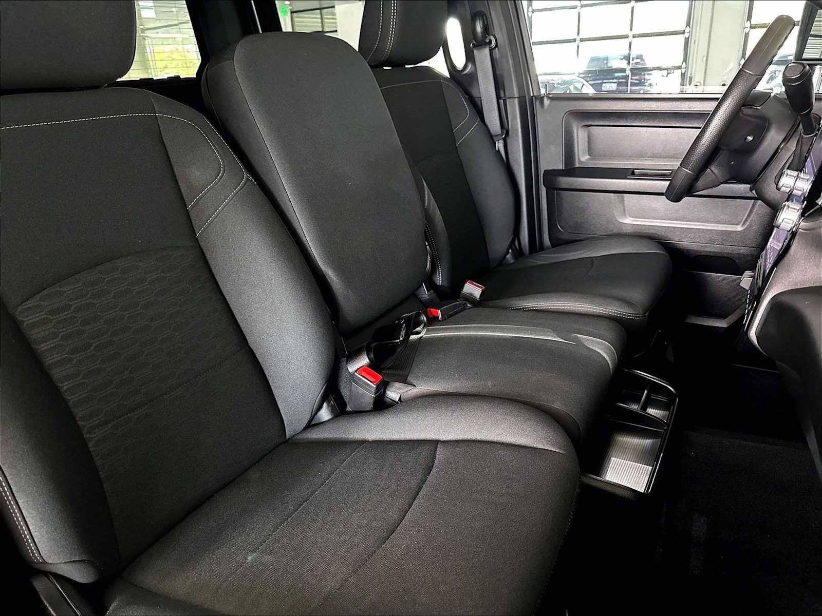 Used 2025 RAM 3500 Tradesman AWD/4WD image 29