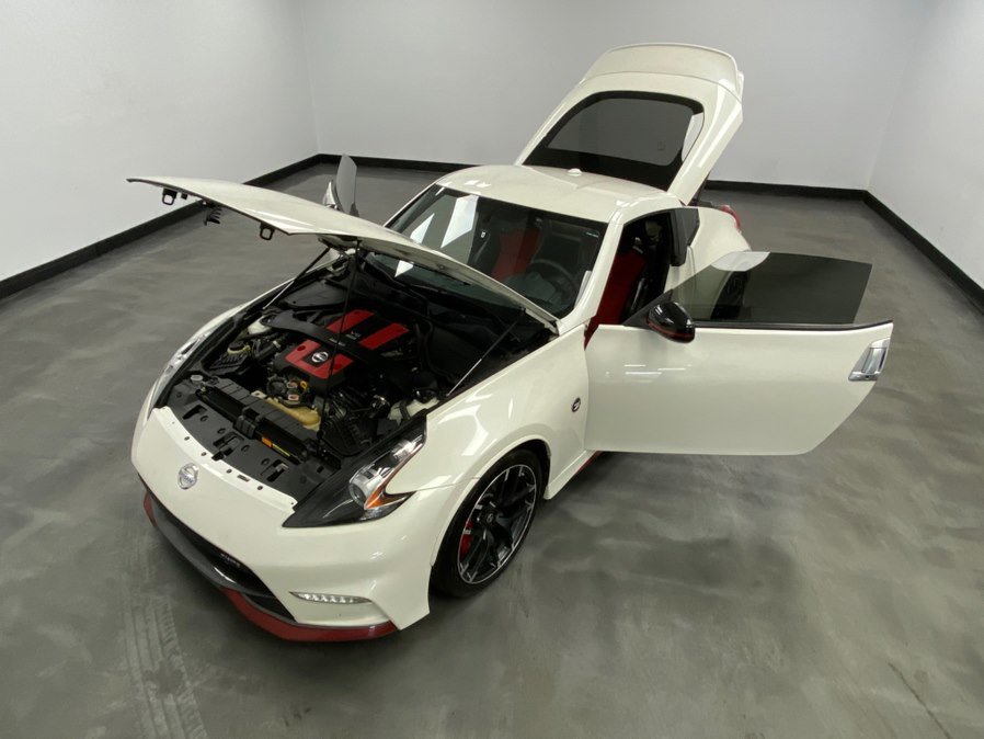 Used 2016 Nissan 370Z NISMO RWD image 42