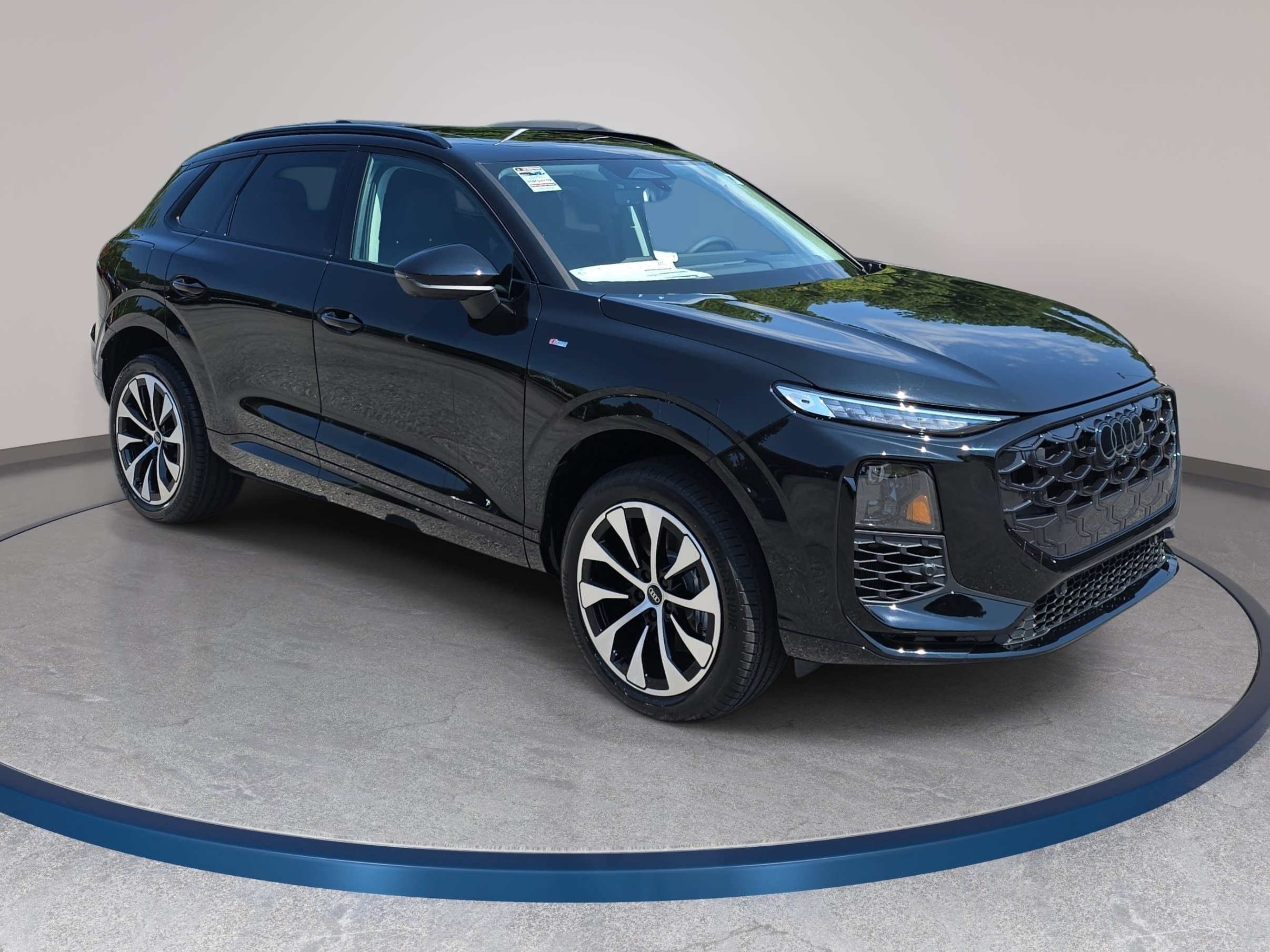 New 2026 Audi Q3 quattro 2.0T AWD/4WD image 3