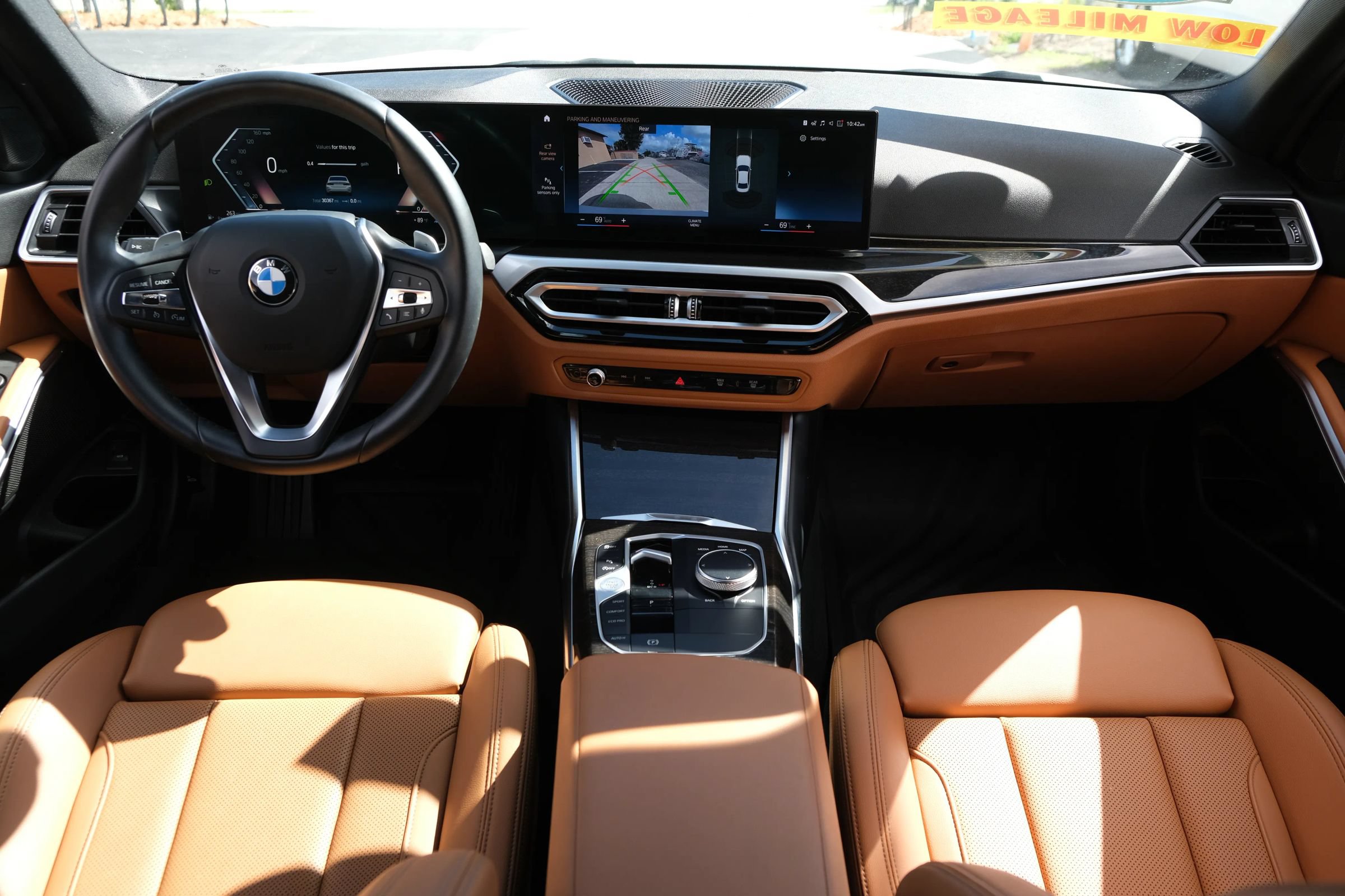 Used 2023 BMW 330i Sedan w/ Driving Assistance Package RWD image 10