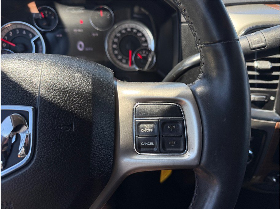 Used 2016 RAM 3500 Laramie AWD/4WD image 24