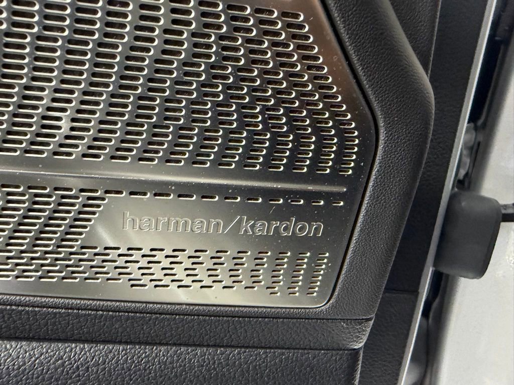 Used 2025 Hyundai Palisade Calligraphy image 16