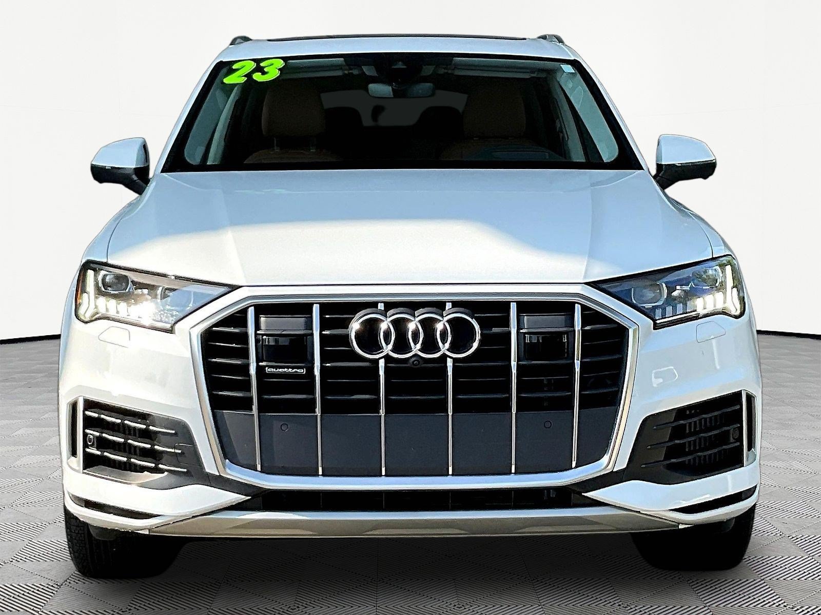Used 2023 Audi Q7 3.0T Prestige AWD/4WD image 2