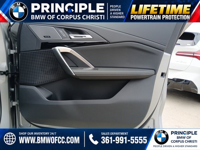 New 2026 BMW X1 xDrive28i w/ Technology Package AWD/4WD image 17