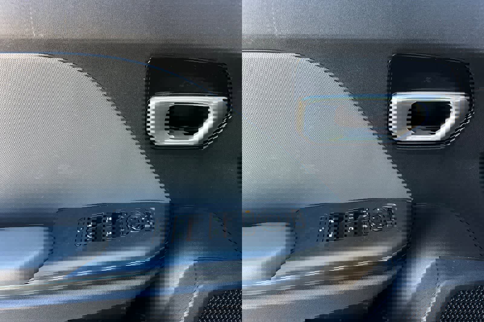 Used 2025 Kia K4 LXS image 15