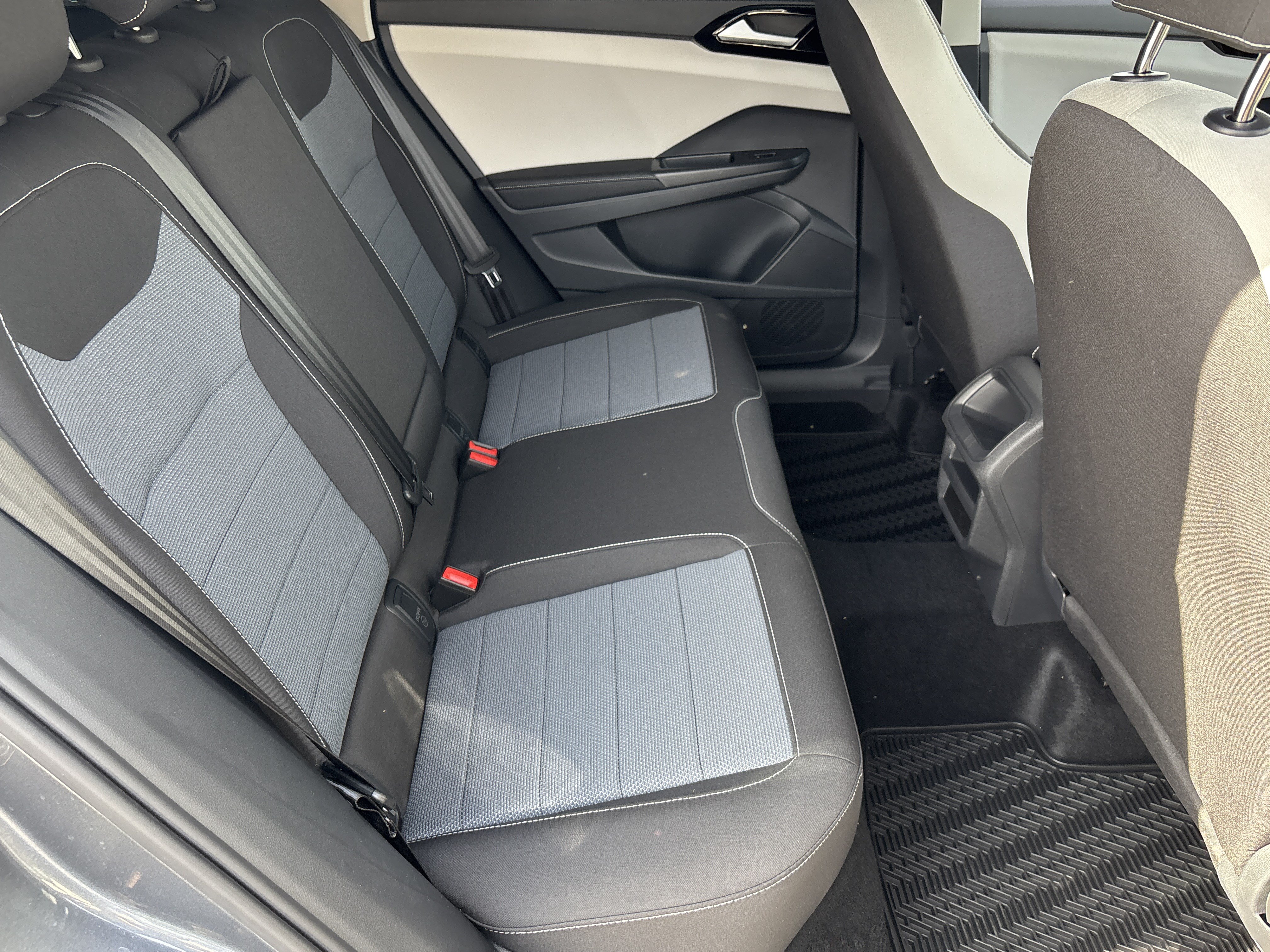 New 2026 Volkswagen Taos S FWD image 10