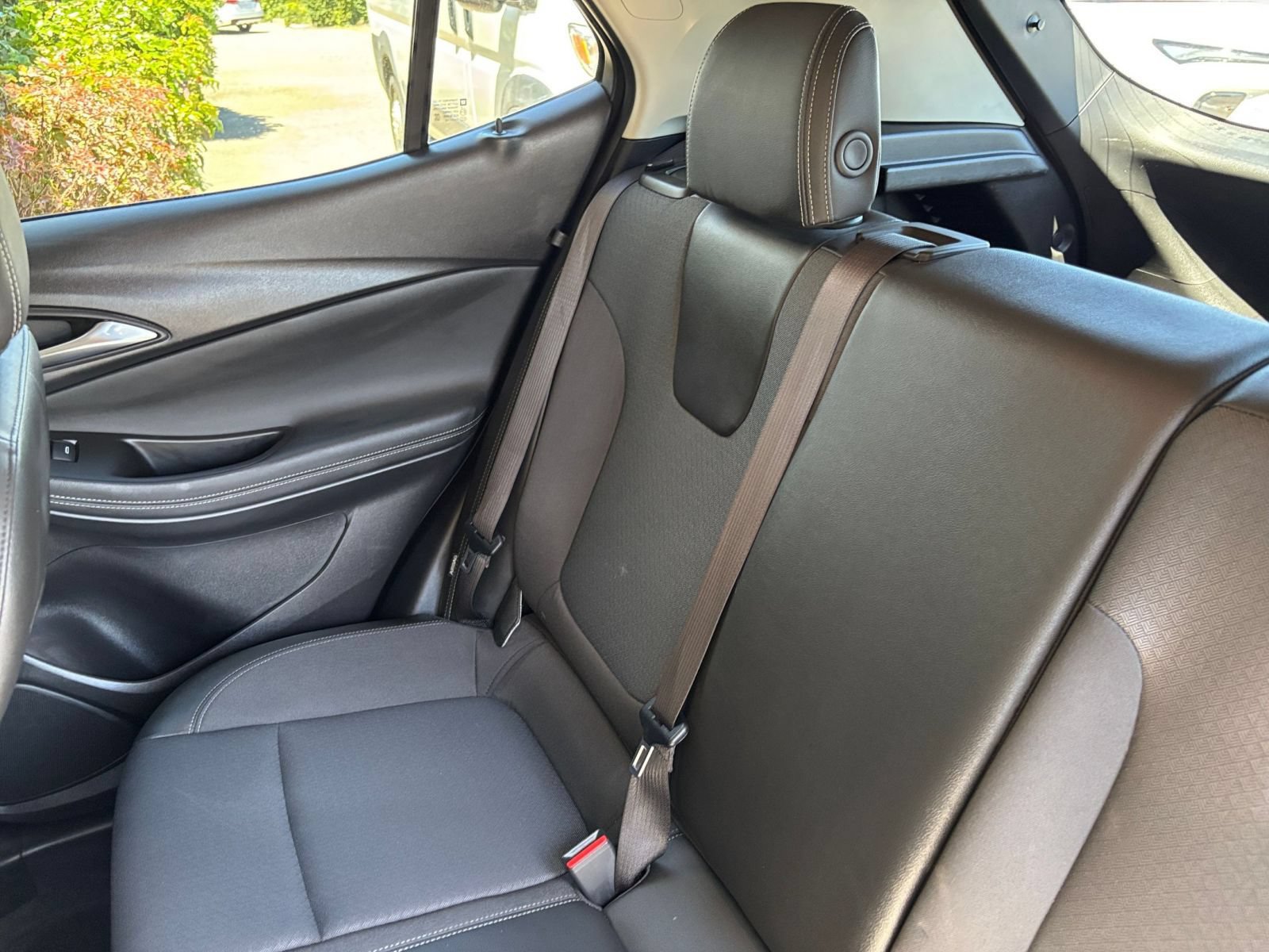 Used 2025 Buick Encore GX Preferred FWD image 69