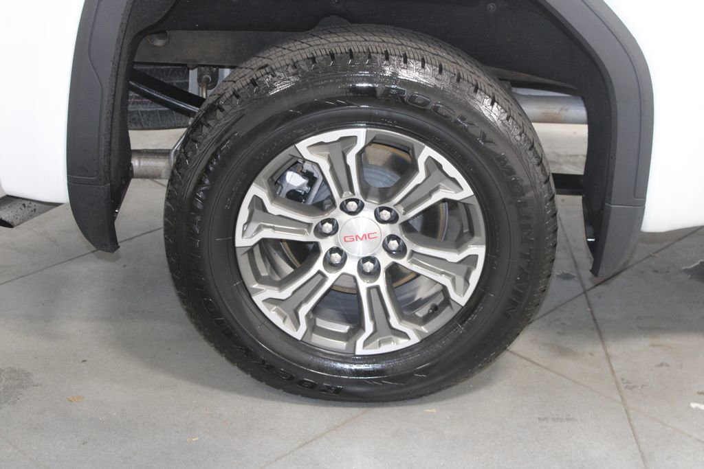 Used 2024 GMC Sierra 1500 SLT image 14