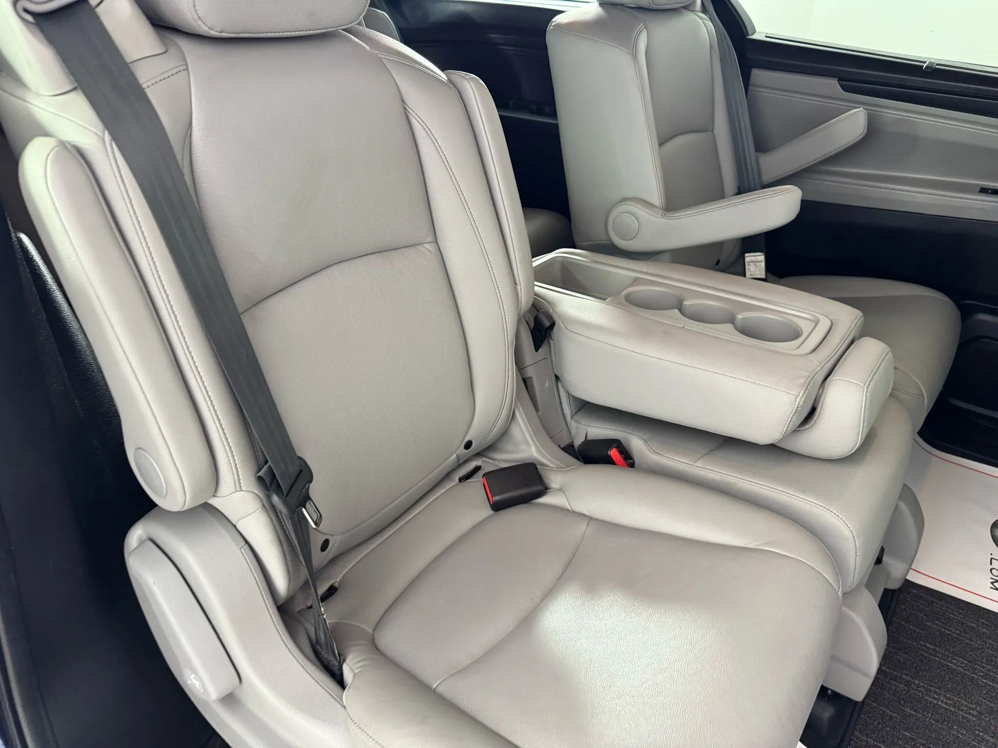 Used 2024 Honda Odyssey EX-L image 38