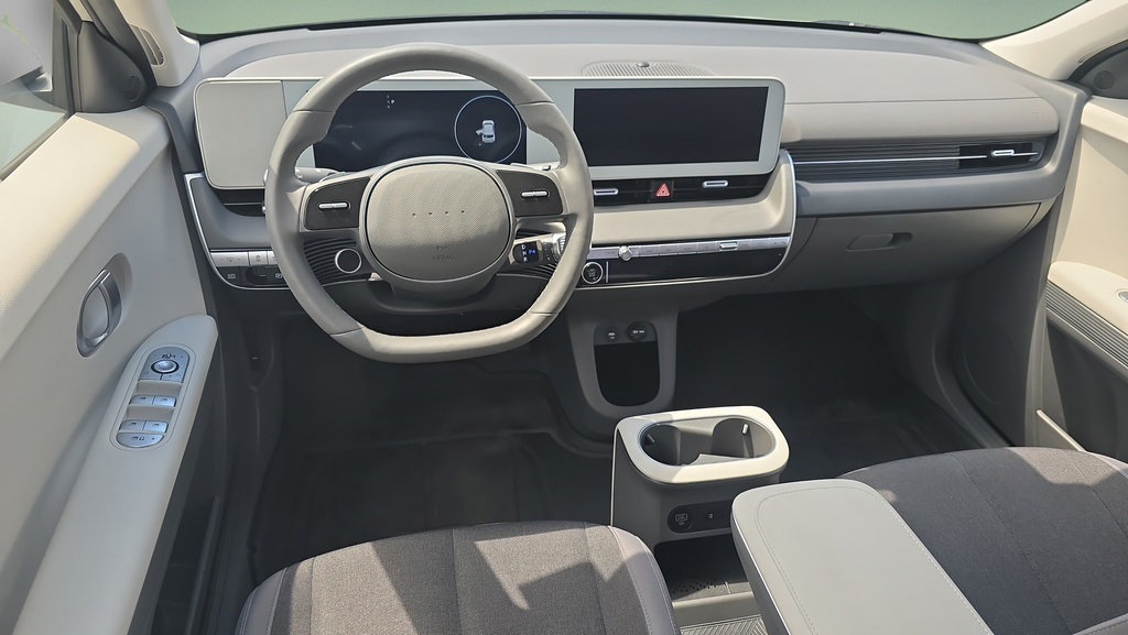 Used 2024 Hyundai Ioniq 5 SEL AWD/4WD image 18