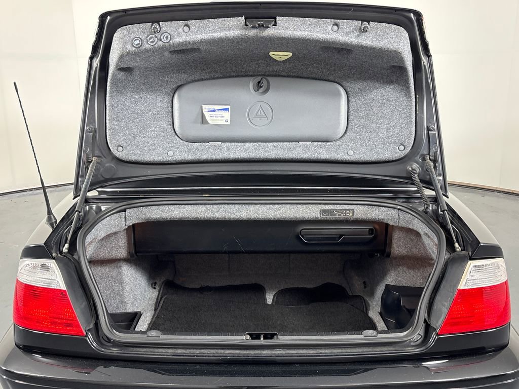 Used 2002 BMW 325Ci Convertible image 29