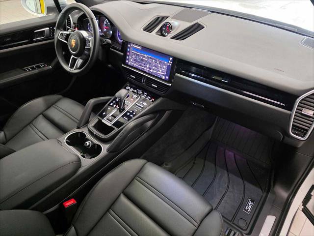 Used 2023 Porsche Cayenne AWD/4WD image 14