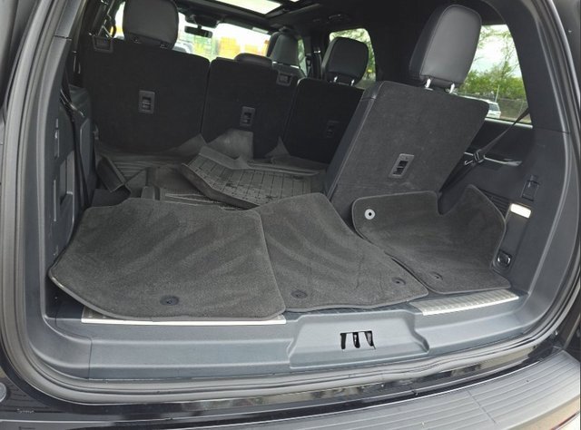 Used 2024 Lincoln Navigator Reserve image 9