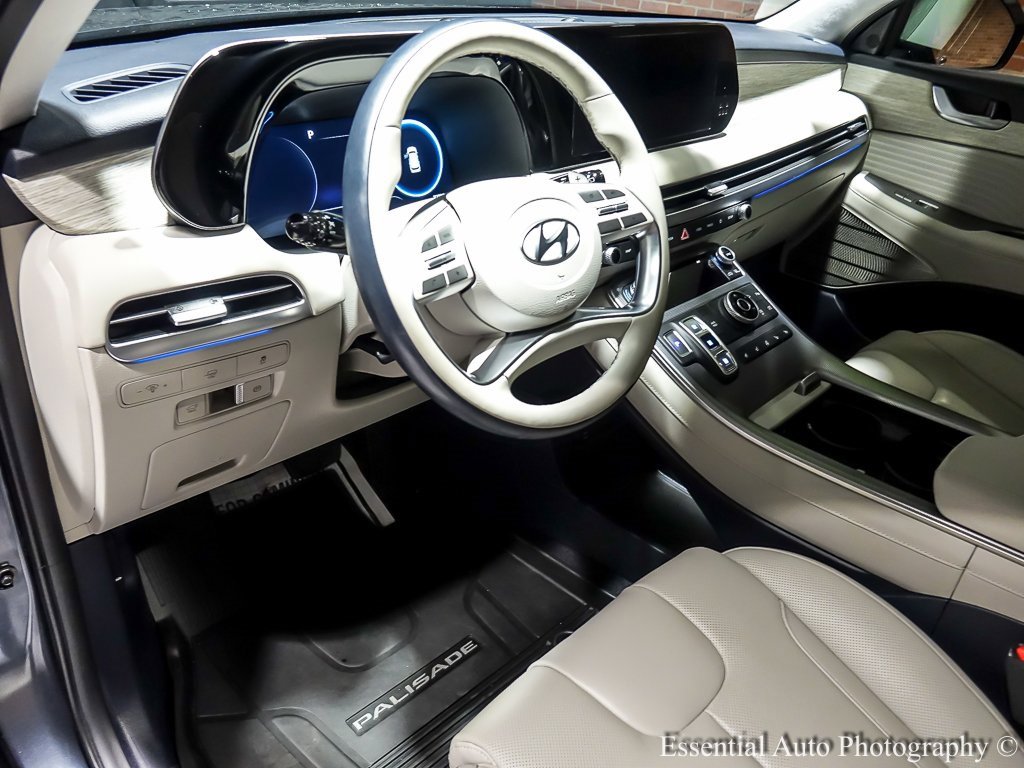 Used 2024 Hyundai Palisade Calligraphy image 15