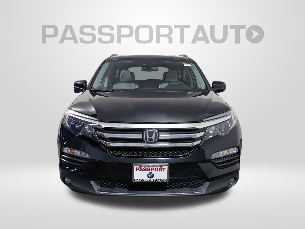 Used 2017 Honda Pilot Touring image 9