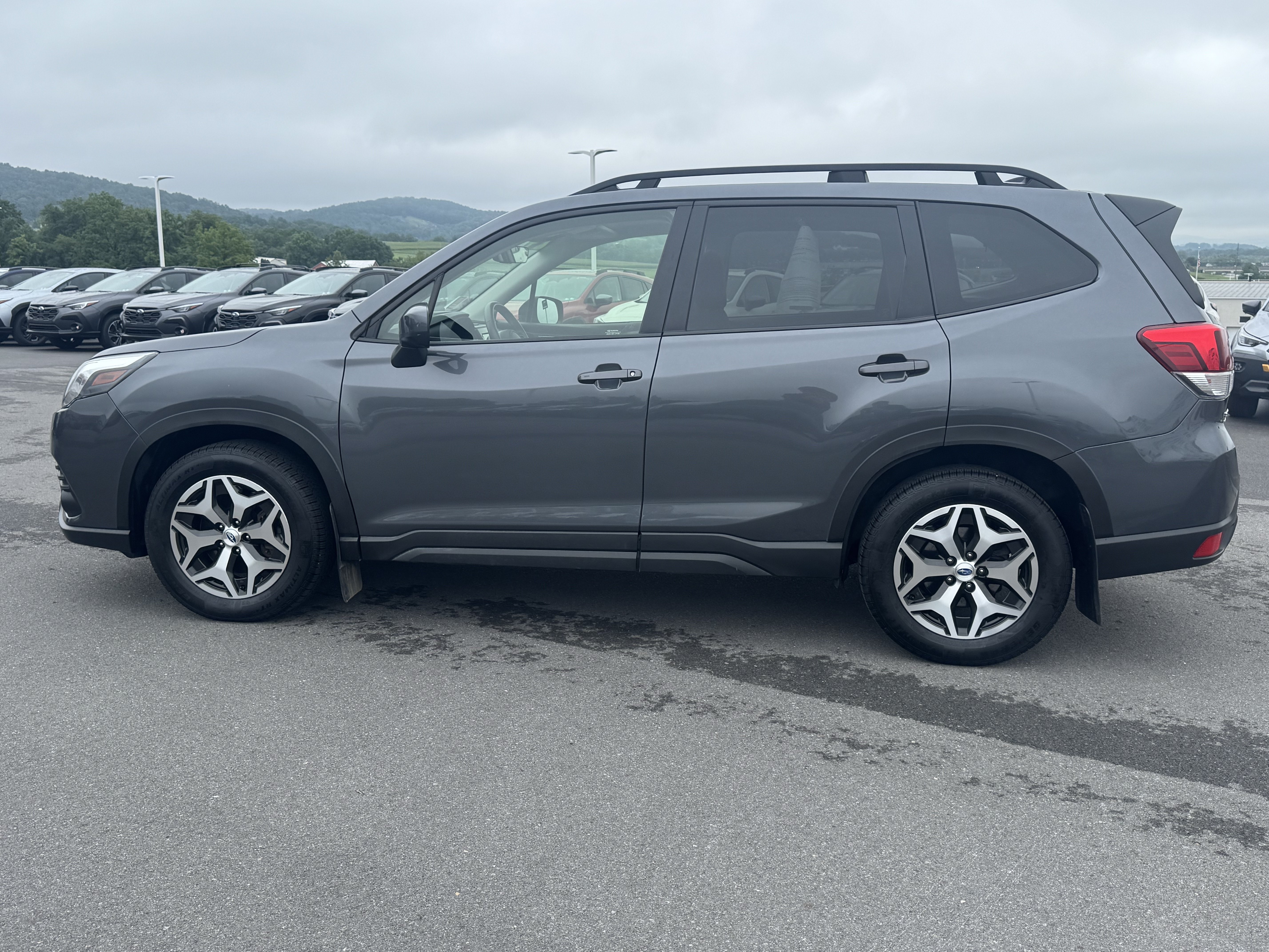 Certified 2024 Subaru Forester Premium AWD/4WD image 7